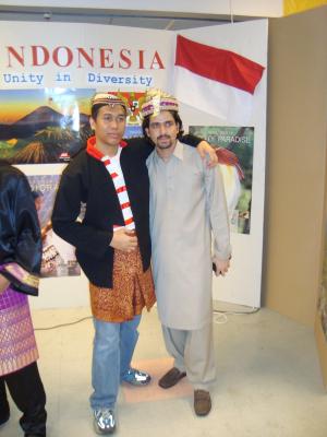 <img300*0:stuff/z/1/Iday2010/DSC00655.JPG>