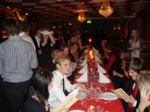 <img300*0:stuff/z/1/Julfest2009/DSC07449.JPG>