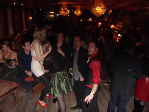 <img300*0:stuff/z/1/Julfest2009/DSC07475.JPG>