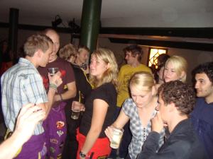 <img300*0:stuff/z/1/Lemans%2520Kravall/DSC06367.JPG>