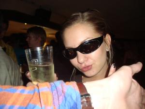<img300*0:stuff/z/1/Lemans%2520Kravall/DSC06374.JPG>