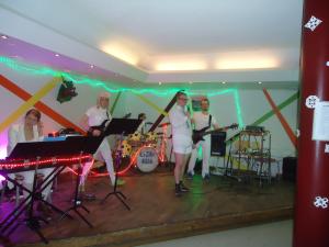 <img300*0:stuff/z/1/LiTHeBlasLuciafest/DSC07526.JPG>