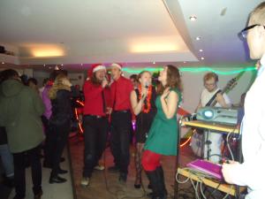 <img300*0:stuff/z/1/LiTHeBlasLuciafest/DSC07568.JPG>