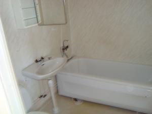 <img300*0:stuff/z/1/LizaMoving2009/DSC02144.JPG>