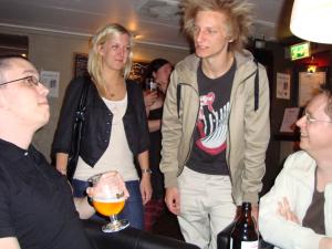 <img300*0:stuff/z/1/LizaMoving2009/DSC02160.JPG>