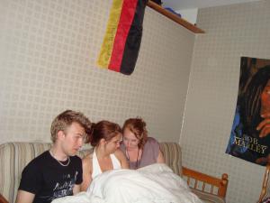 <img300*0:stuff/z/1/LizaMoving2009/DSC02183.JPG>