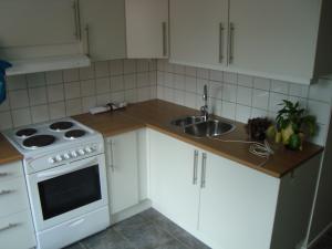 <img300*0:stuff/z/1/LottaMoving/DSC04660.JPG>