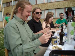 <img300*0:stuff/z/1/Midsommar2009/DSC04286.JPG>
