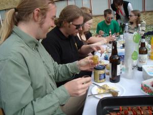 <img300*0:stuff/z/1/Midsommar2009/DSC04287.JPG>