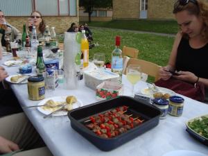 <img300*0:stuff/z/1/Midsommar2009/DSC04296.JPG>