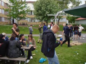 <img300*0:stuff/z/1/Midsommar2009/DSC04361.JPG>