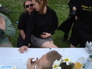 <img300*0:stuff/z/1/Midsommar2009/DSC04368.JPG>