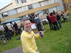 <img300*0:stuff/z/1/Midsommar2009/DSC04376.JPG>
