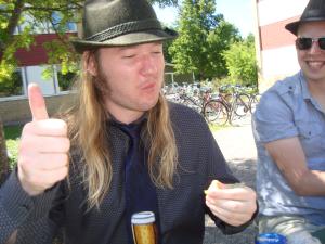 <img300*0:stuff/z/1/Midsummer2010/DSC01380.JPG>
