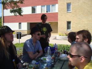 <img300*0:stuff/z/1/Midsummer2010/DSC01383.JPG>