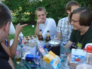 <img300*0:stuff/z/1/Midsummer2010/DSC01397.JPG>