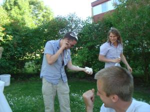 <img300*0:stuff/z/1/Midsummer2010/DSC01398.JPG>