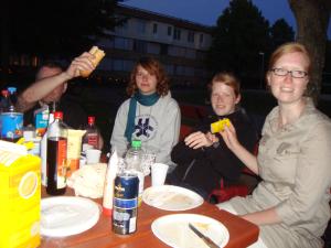 <img300*0:stuff/z/1/Midsummer2010/DSC01441.JPG>
