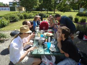 <img300*0:stuff/z/1/Midsummer2012/DSC06760.JPG>