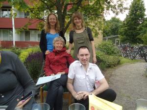 <img300*0:stuff/z/1/Midsummer2012/DSC06765.JPG>