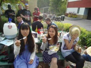 <img300*0:stuff/z/1/Midsummer2012/DSC06770.JPG>
