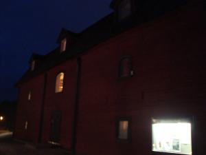 <img300*0:stuff/z/1/Mikaelskyrkan/DSC06260.JPG>