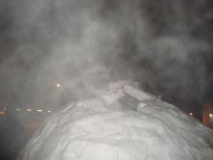 <img300*0:stuff/z/1/More%2520Igloo%2520Building/DSC08699.JPG>