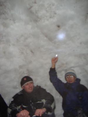 <img300*0:stuff/z/1/More%2520Igloo%2520Building/DSC08704.JPG>