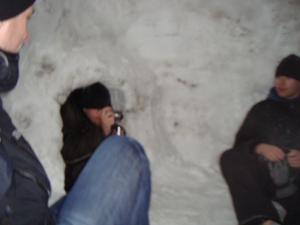 <img300*0:stuff/z/1/More%2520Igloo%2520Building/DSC08706.JPG>