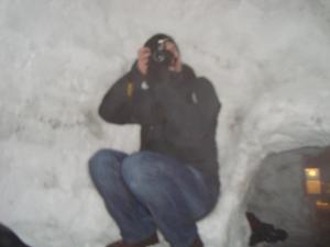 <img300*0:stuff/z/1/More%2520Igloo%2520Building/DSC08710.JPG>