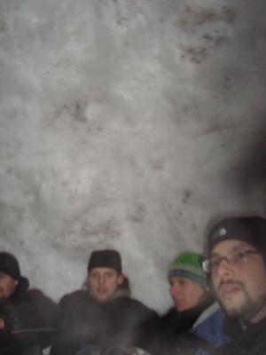 <img300*0:stuff/z/1/More%2520Igloo%2520Building/DSC08713.JPG>