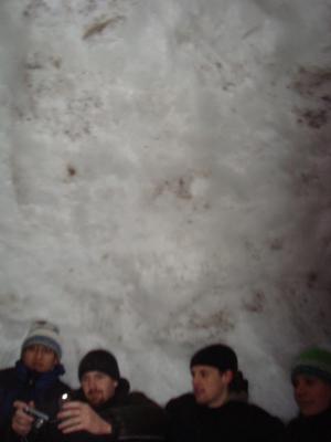 <img300*0:stuff/z/1/More%2520Igloo%2520Building/DSC08714.JPG>