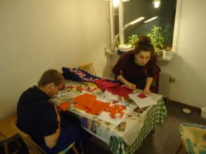 <img300*0:stuff/z/1/MovingInParty/DSC07076.JPG>
