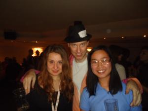 <img300*0:stuff/z/1/MovingInParty/DSC07097.JPG>