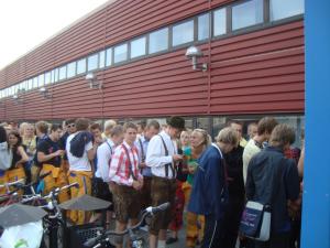 <img300*0:stuff/z/1/Munchen%2520Hoben%25202009%2520queue/DSC05341.JPG>