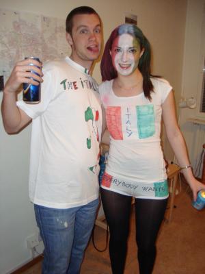 <img300*0:stuff/z/1/Nationalities%2520party/DSC00163.JPG>
