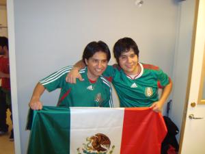 <img300*0:stuff/z/1/Nationalities%2520party/DSC00167.JPG>