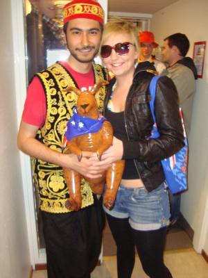 <img300*0:stuff/z/1/Nationalities%2520party/DSC00207.JPG>