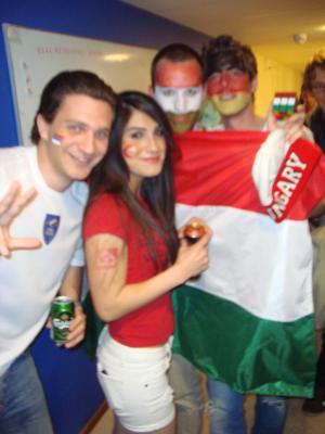 <img300*0:stuff/z/1/Nationalities%2520party/DSC00213.JPG>