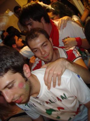 <img300*0:stuff/z/1/Nationalities%2520party/DSC00224.JPG>
