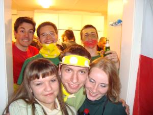 <img300*0:stuff/z/1/Nationalities%2520party/DSC00237.JPG>