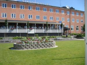 <img300*0:stuff/z/1/Norra%2520Jarnvagsgatan%2520i%2520Ljusdal/DSC01540.JPG>