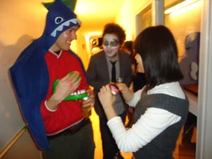 <img300*0:stuff/z/1/PreHalloween2010/dsc03277.jpg>