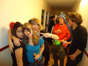 <img300*0:stuff/z/1/PreHalloween2010/dsc03291.jpg>