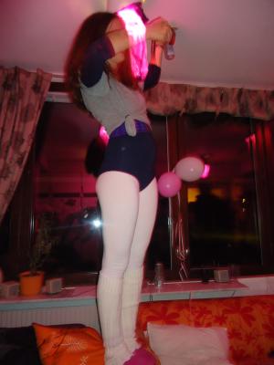 <img300*0:stuff/z/1/PrePreHalloween2010/dsc03216.jpg>