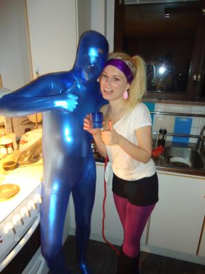 <img300*0:stuff/z/1/PrePreHalloween2010/dsc03220.jpg>