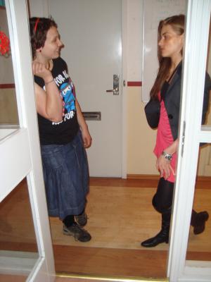 <img300*0:stuff/z/1/RedLight2010/DSC00508.JPG>