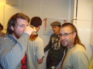 <img300*0:stuff/z/1/RedLight2010/DSC00510.JPG>