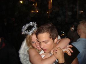 <img300*0:stuff/z/1/RedLight2010/DSC00531.JPG>