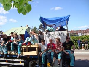 <img300*0:stuff/z/1/SOF2009Cortege/DSC03303.JPG>